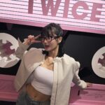 Momo Hirai Instagram - 나랑 어색하게 사진 찍기🐻🩶