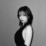 Momo Hirai Instagram - Do not touch🩶