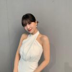 Momo Hirai Instagram - 🦢💕