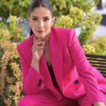 Mona Zaki Instagram - Throwback from @festivaldecannes Stylist: @cedrichaddad Suit: @alexandermcqueen via @netaporter Hair: @ilhammestour Makeup: @elladasatoueva Photography: @ranifawazofficial #Cannes #CannesFilmFestival @lorealparis