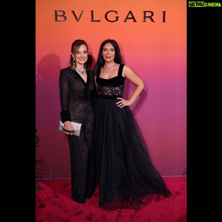 Mona Zaki Instagram - A magical night with my second family @bulgari at Eden The Garden Of Wonders event ♥️ #edenthegardenofwonders @lucia_silvestri keep on impressing us with your outstanding talent ♥️ Thanks to my beautiful team ♥️ Styled by @cedrichaddad Make up @ojmakeupartist Hair @rafifazaa Dress by @rasario via @netaporter Shot by @patricksawaya Managed by @ginger__tm Bvlgari Hotel & Residences, Dubai