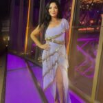 Mona Zaki Instagram - @lorealparis after-show party ♥️ Styled by @maigalal Dressed by one of my favorite designers @georgeshobeika .. Love the new collection 😍 Bag @okhtein