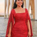 Mona Zaki Instagram - ‎فخورة و مبسوطة و حقيقي من أحلي الأيام بالنسبالي في المهرجان ..النهاردة احتفالنا ب ٣ بطلات قمرات سماء و نورا و آلاء في عرض فيلم "بداية الخيط" ، فيلم حقيقي ملهم و مشجع ليهم و لكل البنات والستات. نفسي تتفرجوا علية كلكوا و اتمني يعجبكم. @sama.amarghany797 ‎و أحب اشكر ريم مخرجة الفيلم علي المجهود و الحب اللي كانوا واضحين جدا في فيلمها @reemossama_ ‎و أحب أكيد اشكر يونيسف و المجلس القومي للمرأة، والمجلس القومي للطفولة والأمومة ومهرجان الجونة السينمائي علي المبادرة العظيمة و الملهمه @unicef.egypt @ncwegypt @national_council_for_childhood @elgounafilmfestivalofficiall Thanks to my amazing team Styled @maigalal Dress: @cece.chic Jewelry: @treshermanasjewellery @ajourconsultancy Clutch: @louboutinworld Makeup: @sallyrashid_ Hair: @ahmed__mounir Photo credit @mongiphg