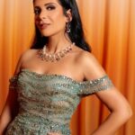 Mona Zaki Instagram - It was a magical night 💫 Thank you @bulgari Stylist: @cedrichaddad Dress: @zuhairmuradofficial Hair: @rafifazaa Makeup: @ojmakeupartist Photographer: @rolandhaddad_ Bvlgari Yacht Club Dubai