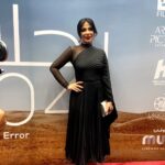 Mona Zaki Instagram - ‎ساعات قليلة بس شفت فيها حب كبير، من قلبي شكرا لكل اللي حضروا العرض الخاص لفيلم رحلة 404 في جدة في المملكة العربية السعودية، شكرا للحفاوة في الاستقبال والحب، مبسوطة بردود الفعل الإيجابية على الفيلم، وهنبسط أكتر لما أسمع أراء باقي الجمهور ..يارب الفيلم يعجبكم @filmclinic @lagoonie_film_production @hi_media_production @muvi_cinemas @arabiapictures Thank you to the team behind my look 🙏♥️ Styled by @maigalal Dress by @harithand Shoes @renecaovilla Make up @nevin.ali_makeup Hair @aisha.hairstylist @salon_mermaid