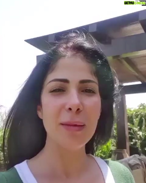 Mona Zaki Instagram - للدكاترة.. للتمريض.. للفنيين.. وللعمال اللي في المستشفيات.. لكل واحد وواحدة فيكم.. تعيش. #فيروس_كورونا To doctors, nurses, technicians and all workers in hospitals: to each and every one of you; thank you! #covid19 @unicef.egypt