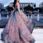 Mona Zaki Instagram - ✨ 🌊 Thanks to the Amazing team behind this beautiful photoshoot ♥️ 🙏 Photos by @stepanfilenko Creative Direction by @maximsap Production @f2max Hotel Martinez