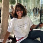 Mona Zaki Instagram - 🖐🖐🖐🖐❤❤❤ ❤❤❤ @dindin58 My fav t-shirt now. ❤❤@mennaashouman thank you