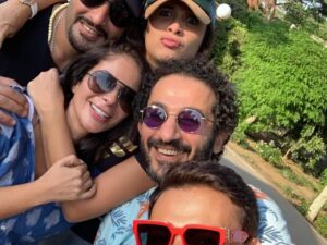 Mona Zaki Instagram - الحبايب ❤❤❤❤❤#عشرة العمر