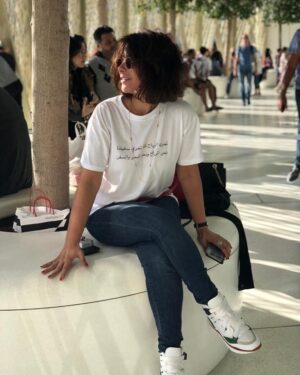 Mona Zaki Instagram - 🖐🖐🖐🖐❤❤❤
❤❤❤ @dindin58 My fav t-shirt now.
❤❤@mennaashouman thank you