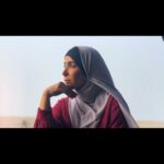 Mona Zaki Instagram - كواليس تصوير بوستر مسلسل تحت الوصاية 🙏 تأليف شيرين دياب وخالد دياب إخراج محمد شاكر خضير إنتاج سعدي-جوهر @mediahubadvertising منتج فني : هاني عبد الله @hanyabdallah001 BTS Shot & Directed by @rowanmesselhy Photography & concept @haymanics Poster design & Art Direction @engyyahmed Retoucher & colorist @salama.jr Gaffer @shikomadrid2 & @haha.ahmed Talent management @ginger__tm MUA @zeinabhassan_ Costume designer @reemeladl
