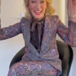 Monika Gruber Instagram - Was ich als Bayerische Ministerpräsidentin tun würde? Das seht Ihr hier! 🙃 #monikagruber #interview #bayern #österreich #südtirol Munich, Germany