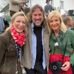 Monika Gruber Instagram - Maibaumaufstelllen in Tittenkofen mit Stargast, Staatsministerin, Ulrike Scharf, und der bayerischen Ikone, Roland Hefter! Schee is‘! Tittenkofen, Bayern, Germany