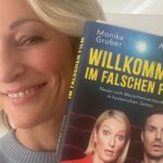 Monika Gruber Instagram – Unser neues Buch „Willkommen im falschen Film“ erscheint am 02.11. und kann ab jetzt vorbestellt werden. Ich freue mich auf Euer Feedback! ❤️

#monikagruber #andreashock #buch #buchtipp #willkommenimfalschenfilm #buchempfehlung #neuerscheinung #spiegelbestseller