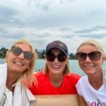 Monika Gruber Instagram – Mit meinen Zwillingsschwestern! ❤️