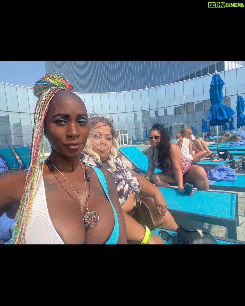 Monique Dupree Instagram - Good morning!! Don’t be afraid to say it back!!! The last time I was in #atlanticcity was the best and then my world crumbled. I was so focused on the series of events that happened that I didn’t take a moment to thank those that were there by my side to make me smile when I felt I couldn’t keep it together. @therealkrystine @divaxi1 @reignofthephoenix Thank you guys so much!!!! And B….I don’t know what I would do without you. You are truly appreciated 🥰 #appreciationpost #goodfriends