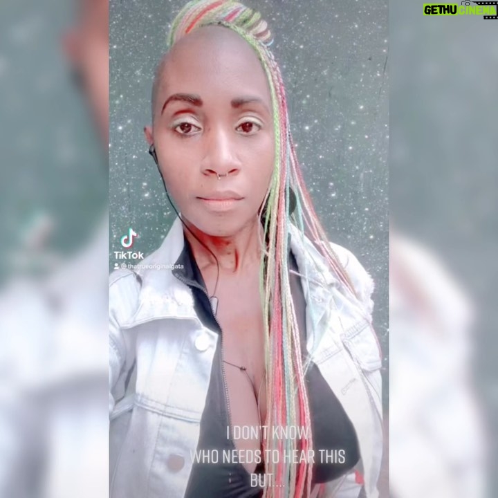 Monique Dupree Instagram - I don’t know who needs to hear this but…… You ARE A #BADASS #betheflower #naturegoddess #lovninglife #vibratehigher #moniquedupree #innerglow #flowergirl #thatrueoriginalgata #highvibrations #ownyourpower #riseup #selflove #selflovejourney Manhattan, New York