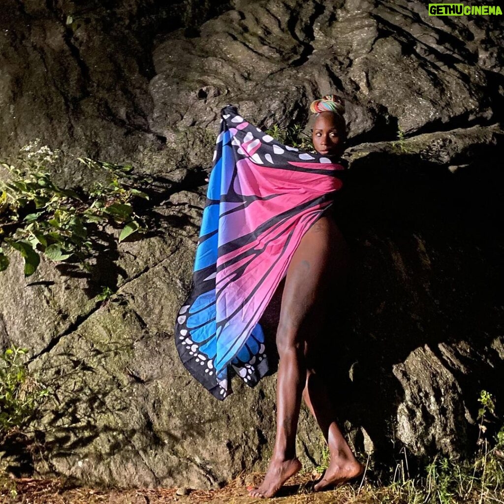 Monique Dupree Instagram - Good morning!! Don’t be afraid to say it back!! Last night, my husband and I did a nude shoot in Central Park. It was SO freeing to push the boundaries and do something different. It’s one of the things we do best. My forever partner. We don’t have to communicate verbally, we just go out and know what to do. I wouldn’t do that with anyone else. He took some dynamic shots when the camera wasn’t being a tool. Last night was pretty freakin perfect. We got some other, very visceral shots as well. Can’t wait to share some. Photo by @latterdaystt #anthonystthomas #anthonysaintthomas #centralpark #moniquedupreethomas #screamqueen #queenofthegypsies Central Park, New York