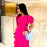 Monisha Vijay Instagram - 🩷 #pinklovers #fashion #instagood #instadaily #postoftheday #instafashion #instacool #pink #ethirneechal #monishavijay