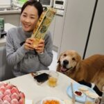 Moon Jeong-hee Instagram – #생일 #축하 #고맙습니다 #친구들과 #마누 #manu #생일파티 #함께해주셔서감사합니다

늘 마음다해 챙겨주고 사랑해주는 친구들과 가족들이 있으니 정말 행복합니다.
축하해주셔서 감사합니다 ㅎㅎ 

행복하세요♡

Ps.제인루이이네 💕 늘 감사해요
잭슨이네 함께해주셔서 고마웠어요
@chris_kim1979
@justinkim1978 
@manu_goldenretriever