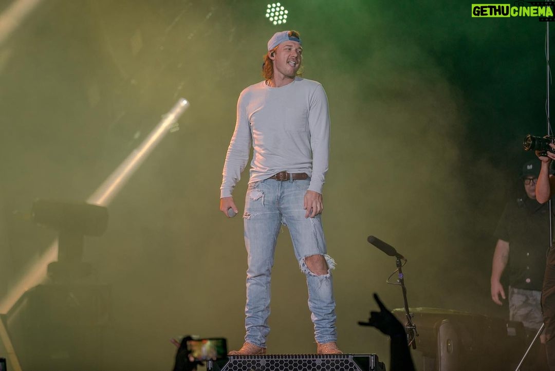 Morgan Wallen Instagram - The Dangerous Tour came to a close with our first ever stadium headline show. 43,500 people in attendance to break the venues previous record. I’m in the studio right now working on new music, or I would write a novel about this. For now, a huge thank you to everyone involved in this tour and all the fans who made it possible. Love ya. Also, God Bless Texas Globe Life Field