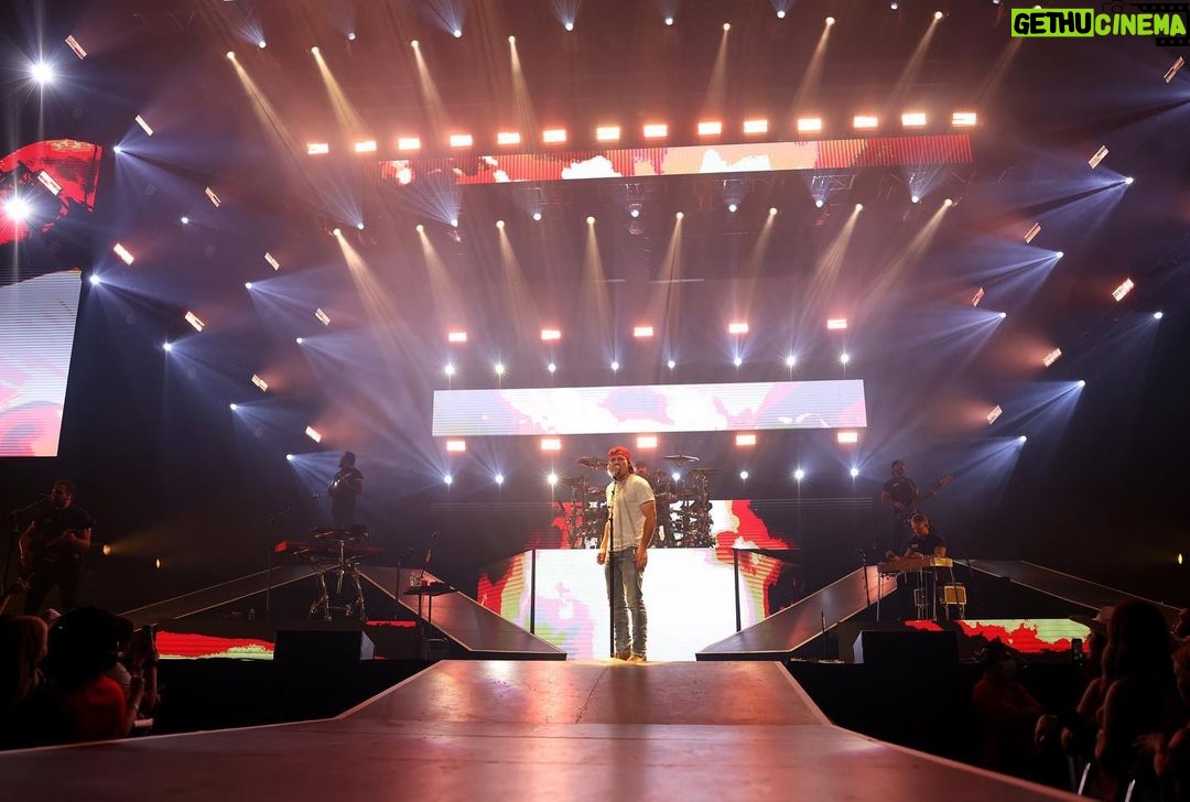 Morgan Wallen Instagram - Country done came to the City of Angels Crypto.com Arena