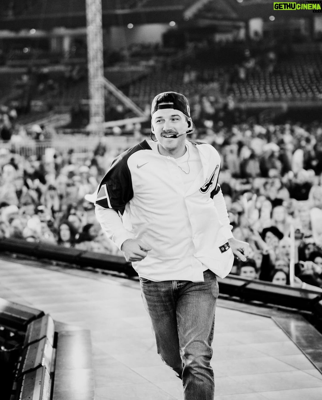 Morgan Wallen Instagram - Played 98 Braves in front of some actual 98 Braves and about 80 thousand other damn fine people. Thank you Atlanta for a weekend I won’t be forgetting no time soon 📷: @davidnlehr & @matthewpaskert Truist Park