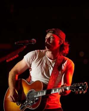 Morgan Wallen Instagram - Oops, the small town southern boy sold out SoFi. Thank you for the legendary night LA

📷: @davidnlehr & @matthewpaskert