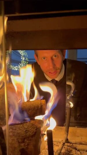 Morten Ramm Instagram - God Jul🎄
Fyr med måte🔥