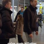 Morten Ramm Instagram - Skulle selge litt billetter så folk kunne kjøpe julegaver på Storo. Kjøp på nett isteden