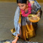 Mouni Roy Instagram - 🔱🔆⚜️