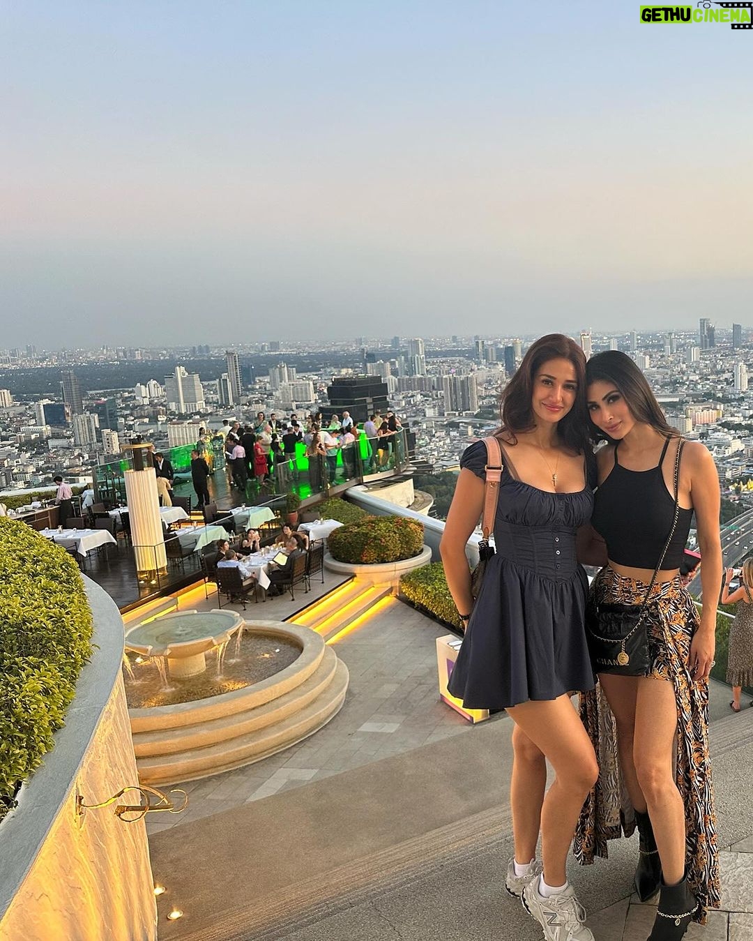 Mouni Roy Instagram - Adventures of D & monzu continues…..👻🕺
