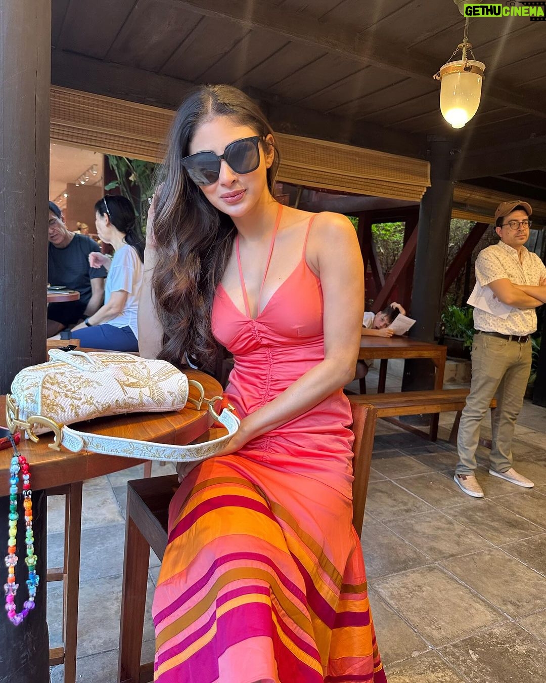 Mouni Roy Instagram - Adventures of D & monzu continues…..👻🕺