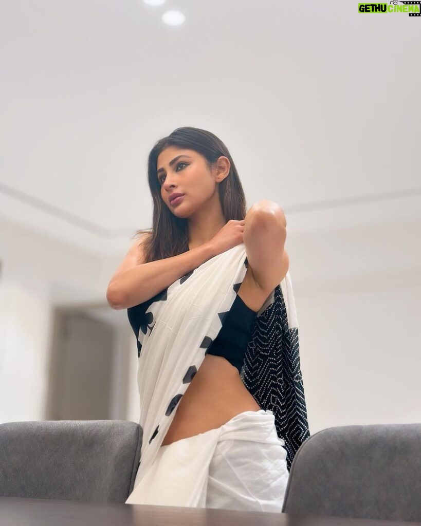 Mouni Roy Instagram - A saree girl forever…