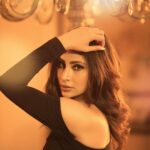 Mouni Roy Instagram - Sometimes it’s all very Hitchcock!!!!