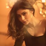 Mouni Roy Instagram - Sometimes it’s all very Hitchcock!!!!