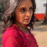 Mridanjli Rawal Instagram - From the sets of #VirginWomenDiaries2. Details Later😊 Director- @k_sadanand Stylist- @devnavickerman @frogslehren Mumbai, Maharashtra