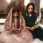 Mridanjli Rawal Instagram - Happy Birthday @kritikaanishukharta ❤️❤️ : फूलों का तारों का सबका कहना है, एक हजारोनzzzz में मेरी बहना है😛 : #instagram #igers #sunday #weekend #insta #igers #love #sister #instadaily #instagood #instafashion #instapic #instalove
