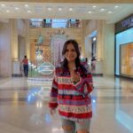 Mridanjli Rawal Instagram - अब क्या caption दें। ये गाना तो सुना ही होगा…. #kyunkisaasbhikabhibahuthi Vibes! #fashionblogger #luxury #jimmychoo #louisvuitton #armaniexchange #mk #burberry #boss #balajitelefilms #mondayvibes #mondaymindset #reelsinsta #reellife #luxurylifestyle #fashionaddict