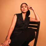 Mrunal Thakur Instagram – Suit up✨