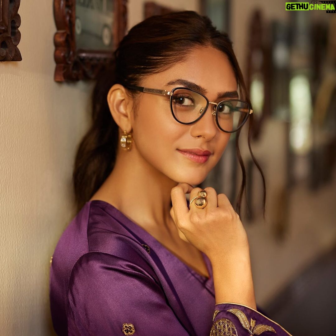 Mrunal Thakur Instagram - What a beautiful ode to Kashmir’s beauty and craftsmanship! I had the best time shooting with these Lenskart Studio glasses from their newly launched Gulmarg Eyewear Collection! I’m obsessed, as it has the perfect blend of stunning beauty and craftsmanship. This is a great way to embrace tradition with a modern twist, and that’s what makes this range of eyewear my go-to for the 2023 wedding season! ✨ Shop the collection from @lenskart ’s link in the bio or visit the store. #GulmargLK #LenskartStudio #MrunalThakur