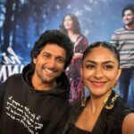 Mrunal Thakur Instagram - Yashna and Viraj mode on 🙌🏻💕 #hinannaondec7th