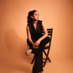Mrunal Thakur Instagram - Suit up✨
