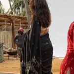 Mrunal Thakur Instagram – There’s so much more to Yashna than her wet & messy hair, heavy mascara and little bindi…I’ve been seeing all the love you’ve shown Yashna’s black saree look, so I’ll tell you a little about the people who helped create it. 

It really does take an army and I want to take a moment to appreciate my little army who truly helped me bring Yashna to life. 

@mrsheetalsharma the one behind it all, who created this lovely and iconic look for us. @missblender and @im_shilps, Yashna ke khoobsurati ka raaz who ensured I looked my best through and through. @deepalid10 and @vidushiparashar18, made sure every day was a good hair day (even when it’s not) and finally @simranjt596 and @vijayalakshmi9669 didi who ensured my sari always looked it’s best even with all the shenanigans I did on set 🤪

There are so many little things that made this look truly perfect, and my lovely team deserves all the credit for it.