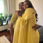 Mrunal Thakur Instagram – Hugs and kisses 💋😇❤️