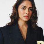 Mrunal Thakur Instagram - The time between ‘action’ and ‘cut’ is where the magic happens ✨ #CoverGirl @feminaindia Editor: @missmuttoo Art Director: @bendivishan Photographer: @behalsahil at @soakltd Styling: @surbhishukla Makeup: @missblender Hair: @deepalid10 Styling Assistant: @vedicavora #MrunalThakur #FeminaJanuary2024 #FeminaCover #FeminaXMrunalThakur #Bollywood