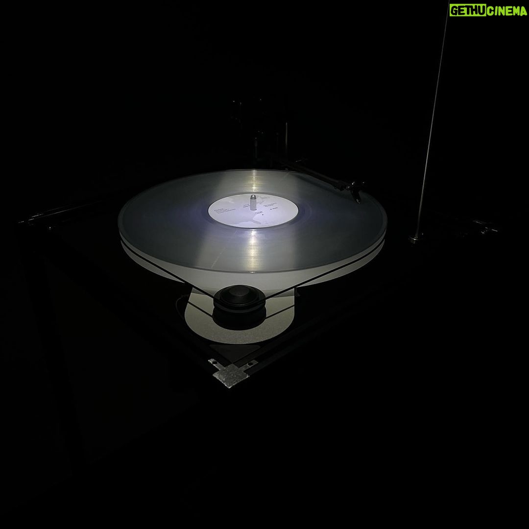 Mugi Ienaga - 3.1K Likes - ARTIZON MUSEUM
DUMB TYPE|2022: remap
