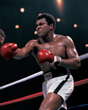 Muhammad Ali Instagram - The "Thrilla in Manila" marked the ultimate and third encounter between Muhammad Ali and Joe Frazier. Ali clinched victory, earning the title of world heavyweight champion.⁣
⁣
📸: @neilleiferphotography⁣
⁣
 ⁣
⁣
#MuhammadAli #Icon #ThrillainManila #MuhammadAlivsJoeFrazier #Boxing #Legendary #GOAT #Champion