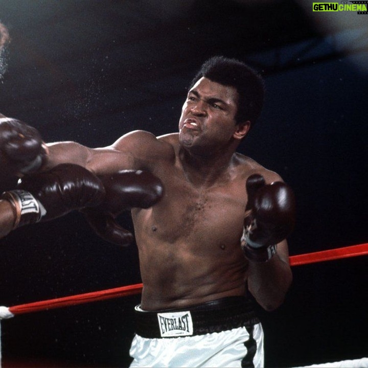 Muhammad Ali Instagram - “Inside of a ring or out, ain’t nothing wrong with going down. It’s staying down that’s wrong.” #MuhammadAli #Icon #Quote #Boxing #Champion #GOAT