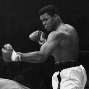Muhammad Ali Instagram - Starting 2024 with a bang! 💥⁣
⁣
 ⁣
#MuhammadAli #Icon #Star #Boxing #Champion #GOAT #NewYear #NewYearsDay